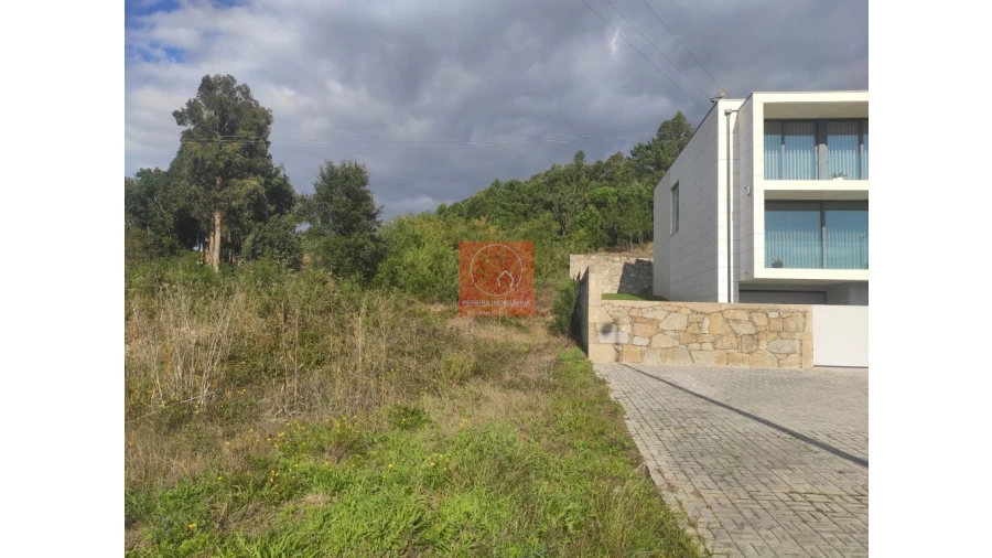 Terreno para Venda em Vila Nova de Anha Foto 3