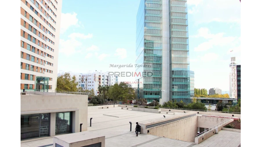 Escritório para Venda em Olivais Foto 2