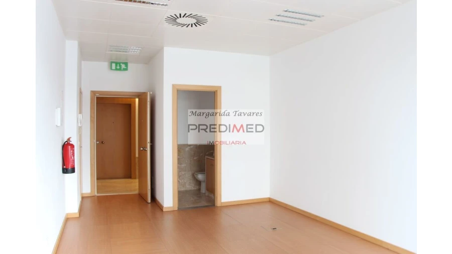 Escritório para Venda em Olivais Foto 3