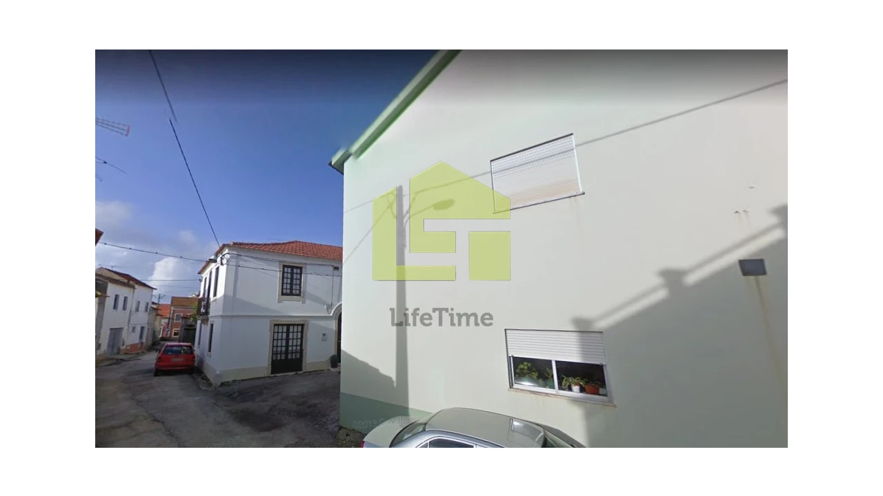 Moradia T5 para Venda em Abrunheira, Verride e Vila Nova da Barca Foto 2