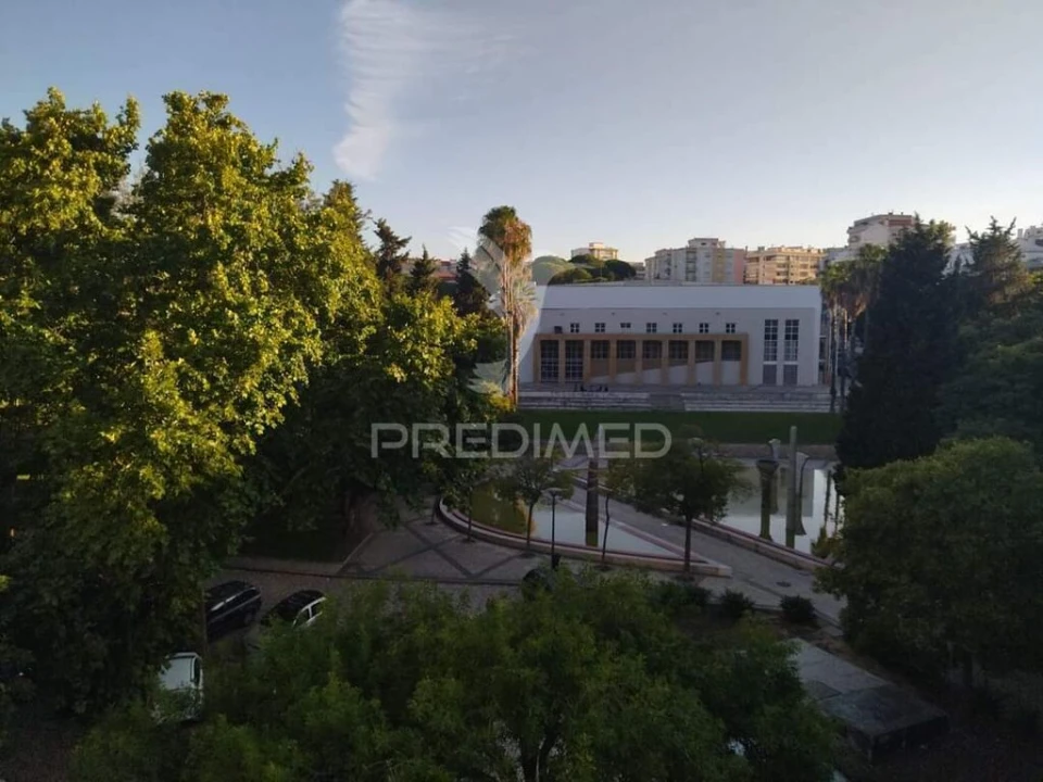 Apartamento T3 para Venda em Laranjeiro e Feijó Foto 14