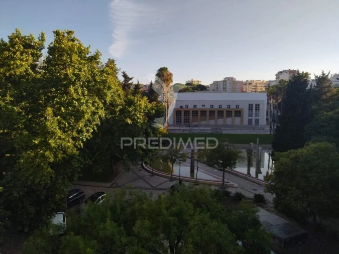 Apartamento T3 para Venda em Laranjeiro e Feijó Foto 14