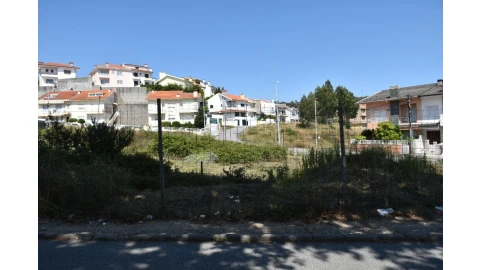 Terreno para Venda em Fânzeres e São Pedro da Cova