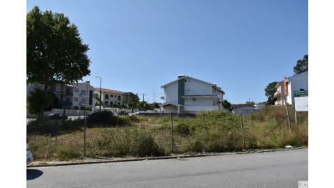 Terreno para Venda em Fânzeres e São Pedro da Cova