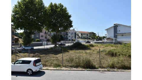 Terreno para Venda em Fânzeres e São Pedro da Cova