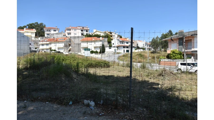 Terreno para Venda em Fânzeres e São Pedro da Cova Foto 9