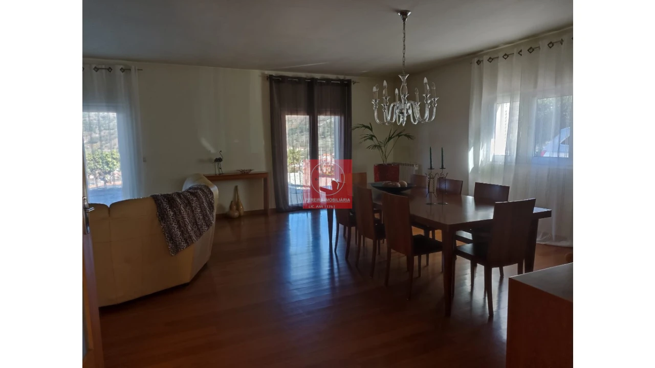 Moradia T4 para Venda em Parada do Bispo e Valdigem Foto 17