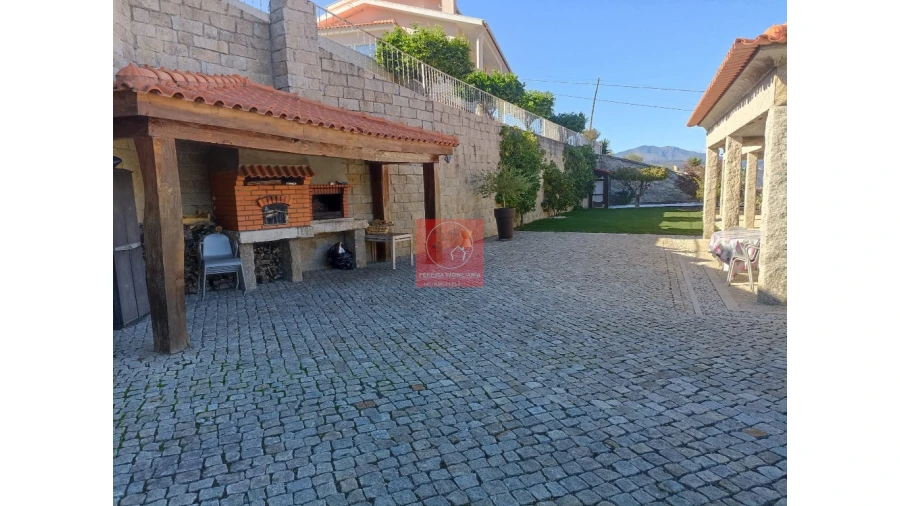 Moradia T4 para Venda em Parada do Bispo e Valdigem Foto 6