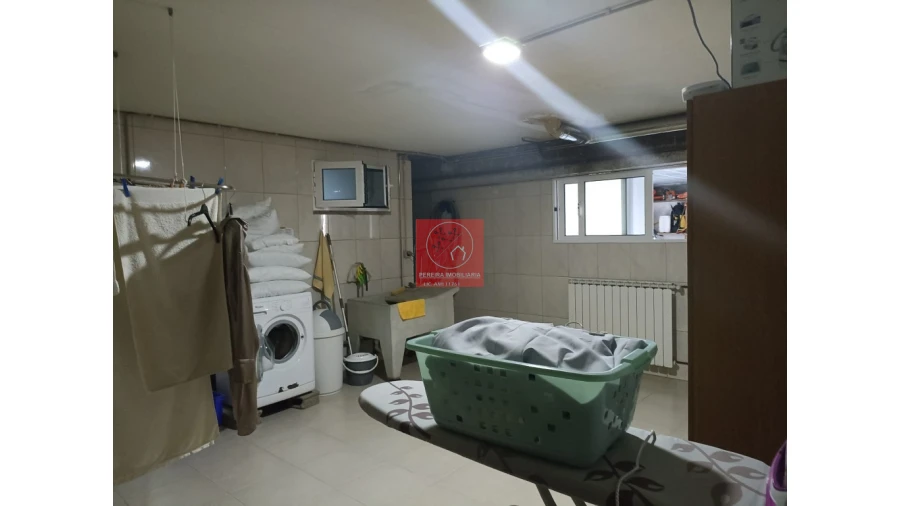 Moradia T4 para Venda em Parada do Bispo e Valdigem Foto 36