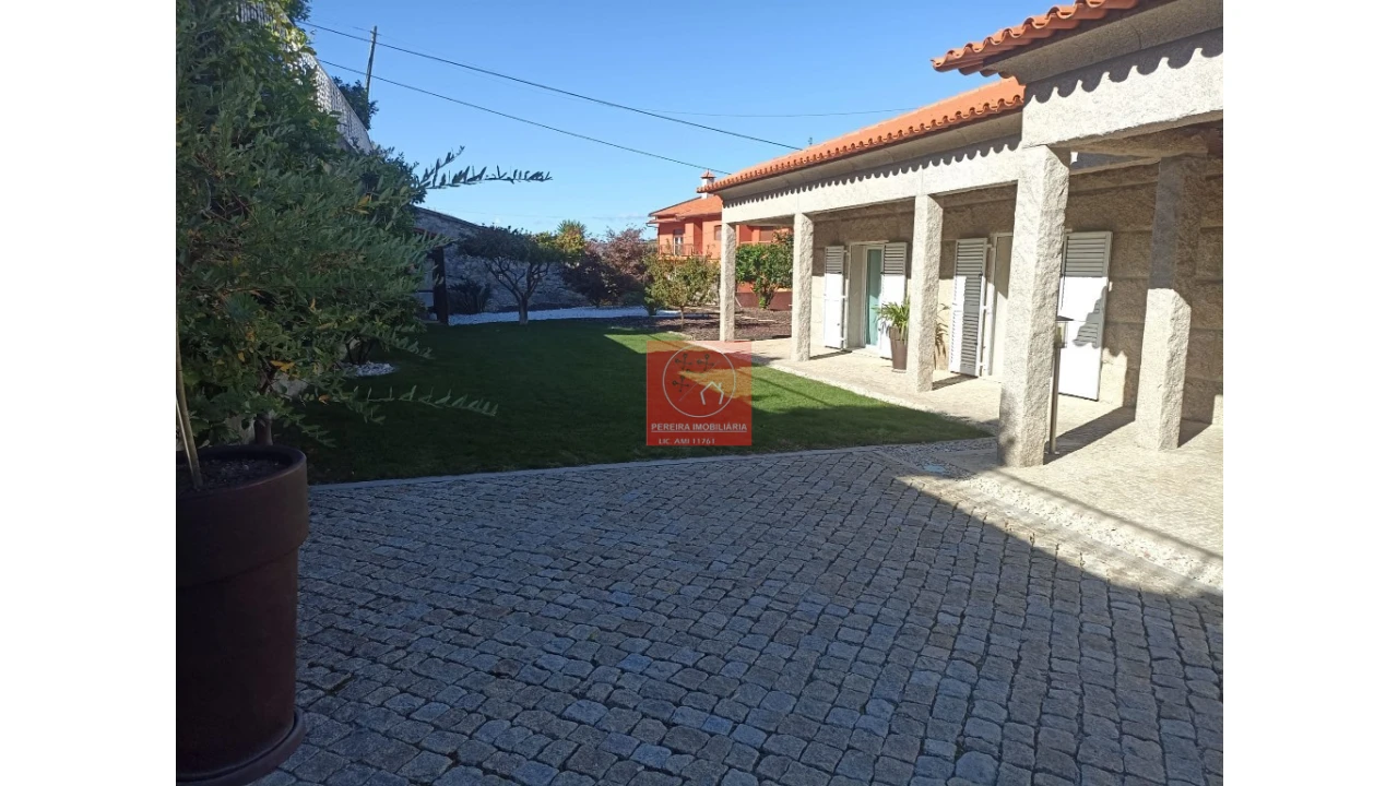 Moradia T4 para Venda em Parada do Bispo e Valdigem Foto 4