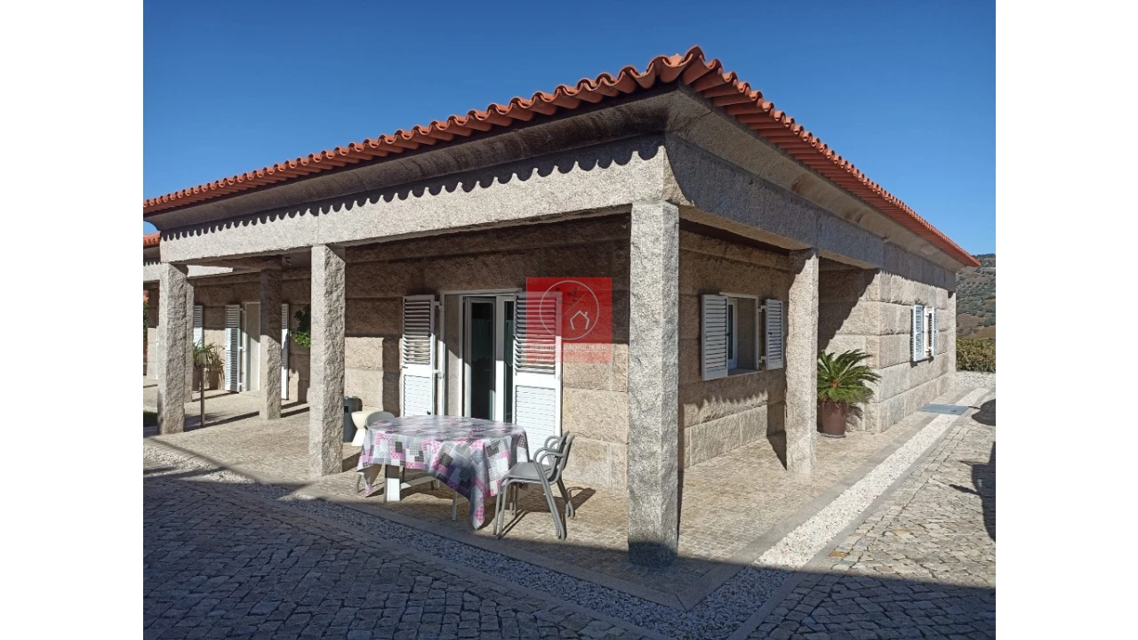 Moradia T4 para Venda em Parada do Bispo e Valdigem Foto 2