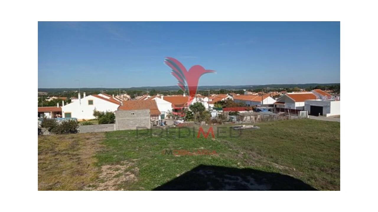 Moradia T3 para Venda em Couço Foto 17