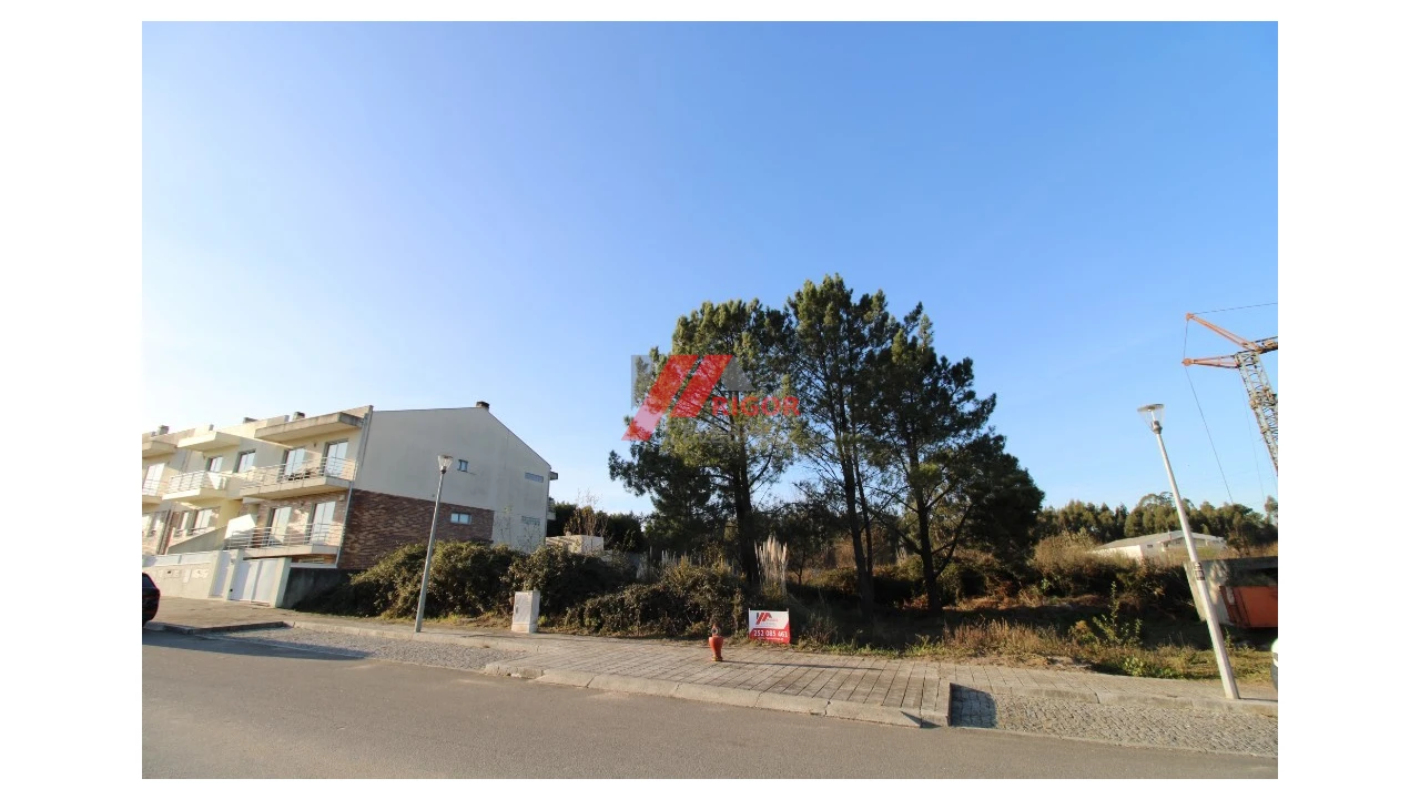 Terreno para Venda em Ermesinde Foto 4