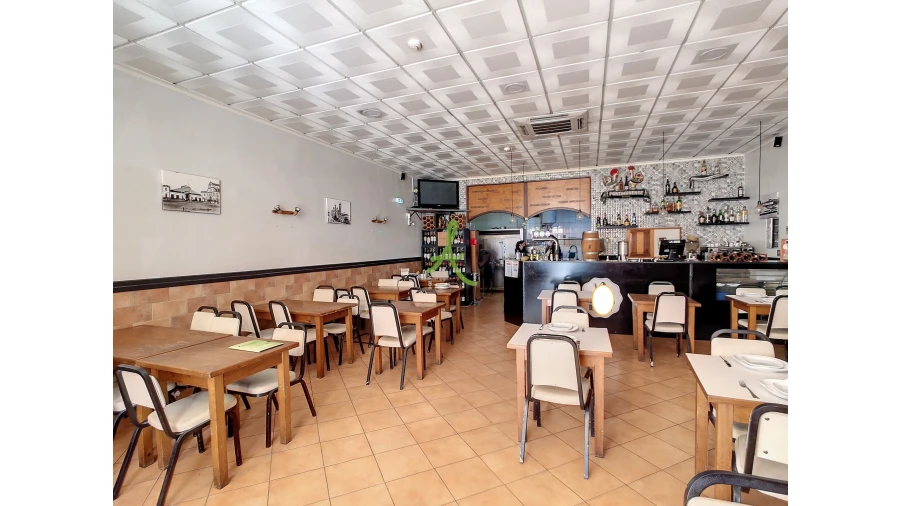 Negócio para Arrendamento em Portimão Foto 8