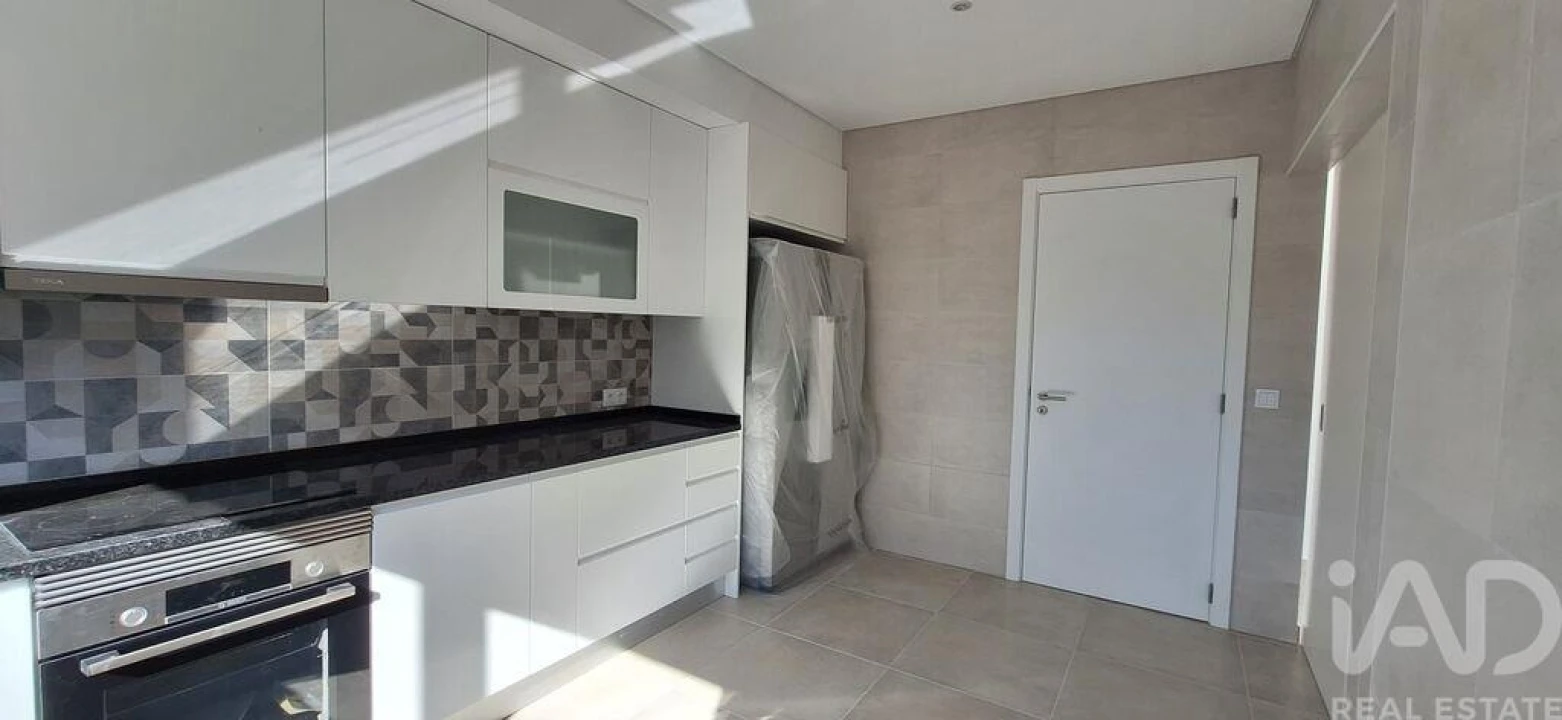 Apartamento T4 para Venda em Tavira (Santa Maria e Santiago) Foto 11