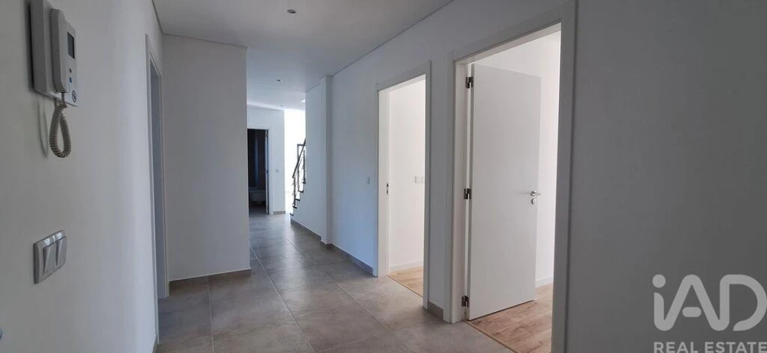 Apartamento T4 para Venda em Tavira (Santa Maria e Santiago) Foto 2