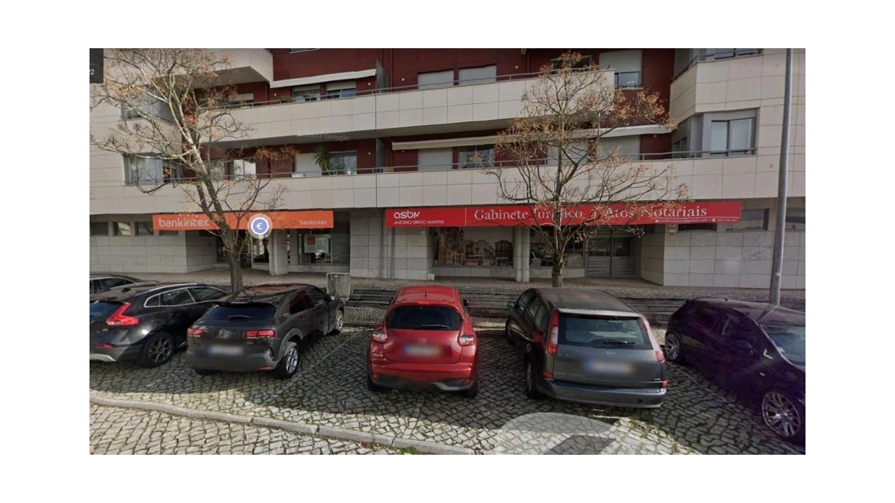 Loja para Venda em Santo Antonio dos Olivais Foto 1