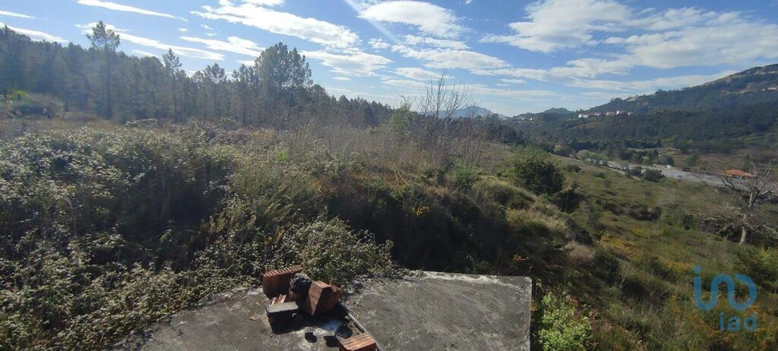 Terreno para Venda em Bárrio e Cepões Foto 8