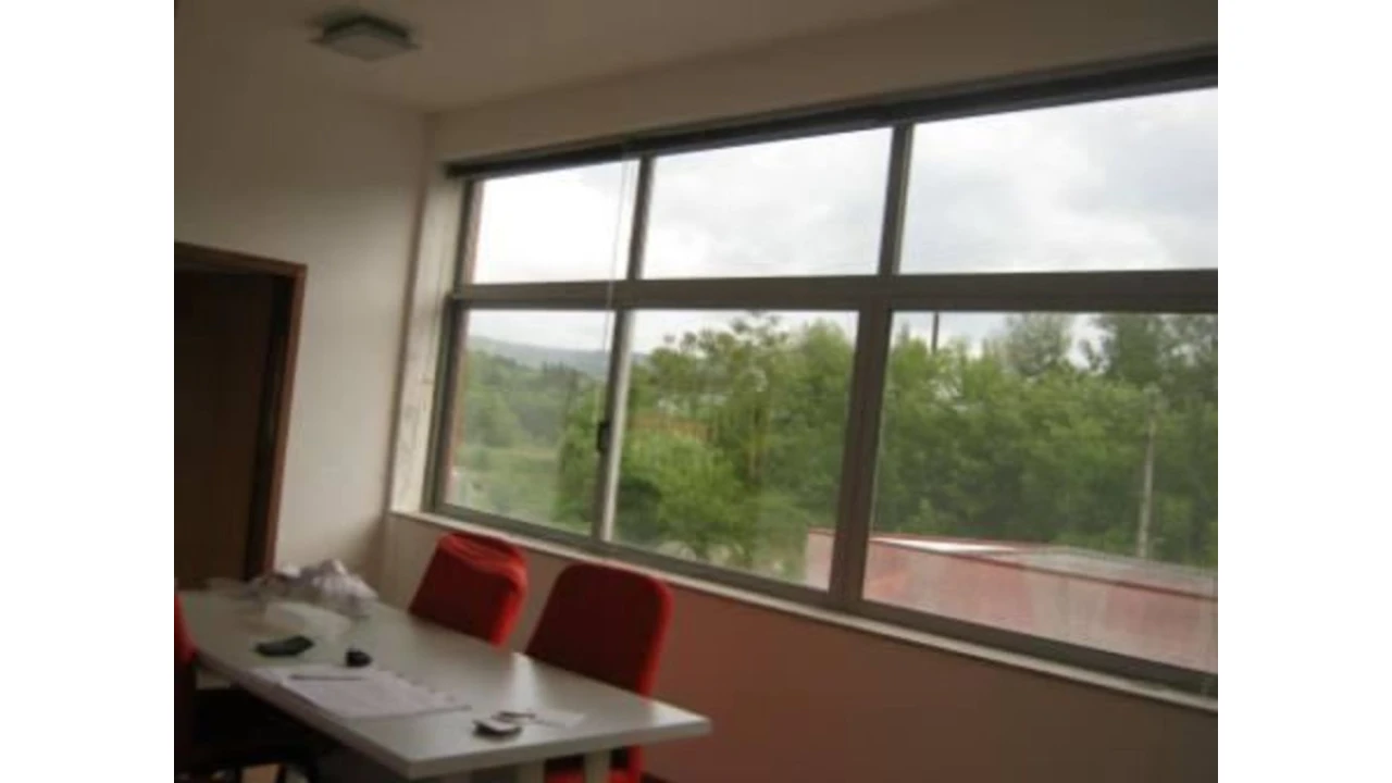 Armazém para Venda em Ronfe Foto 10