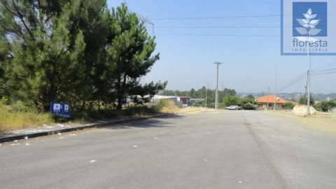 Terreno para Venda em Monsul