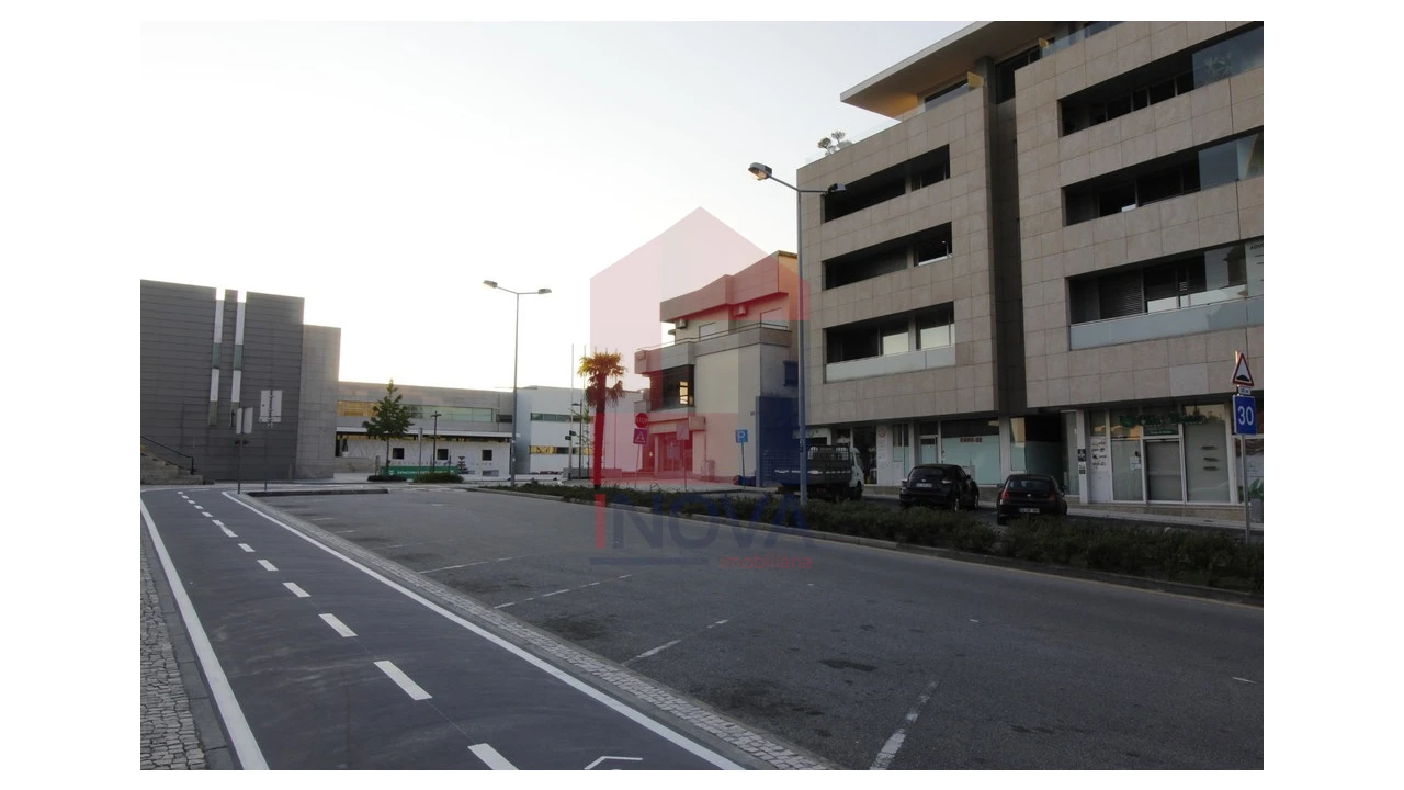 Loja para Venda em Vila Verde e Barbudo Foto 8