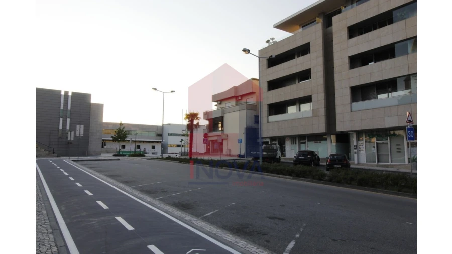 Loja para Venda em Vila Verde e Barbudo Foto 8