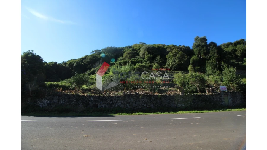 Terreno para Venda em Fontinhas Foto 2