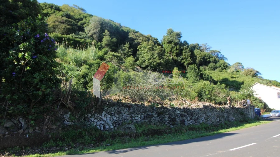 Terreno para Venda em Fontinhas