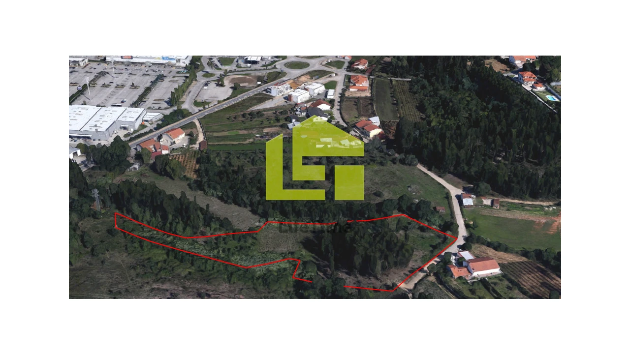 Terreno para Venda em Taveiro, Ameal e Arzila Foto 1