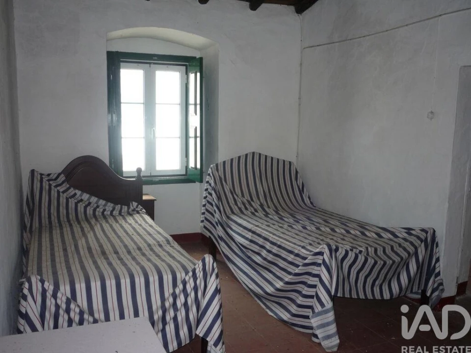 Moradia T4 para Venda em Cabeço de Vide Foto 16