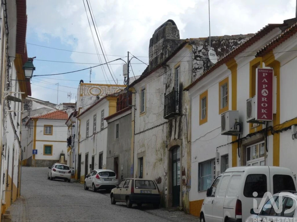 Moradia T4 para Venda em Cabeço de Vide Foto 3