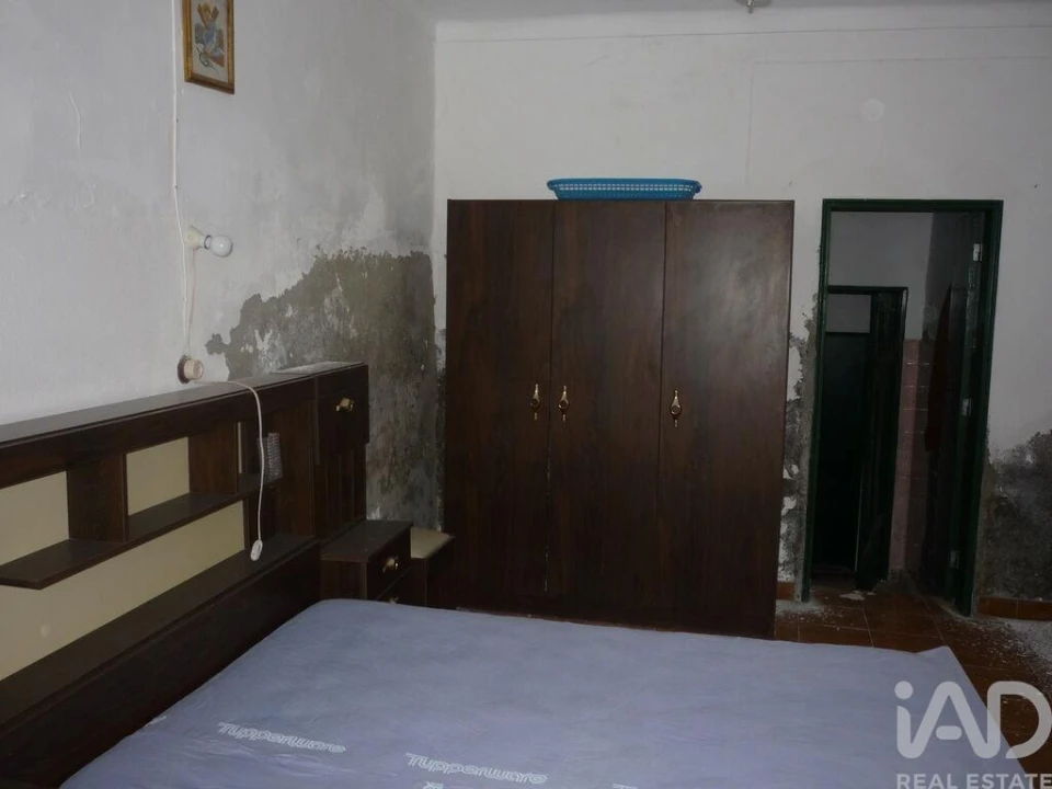 Moradia T4 para Venda em Cabeço de Vide Foto 12