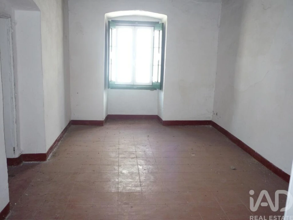 Moradia T4 para Venda em Cabeço de Vide Foto 18