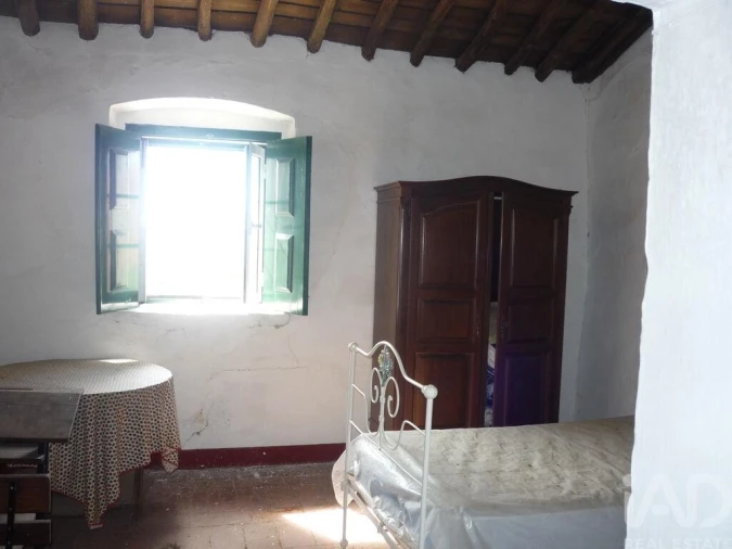 Moradia T4 para Venda em Cabeço de Vide Foto 17