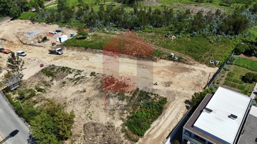 Terreno para Venda em Loureira Foto 41