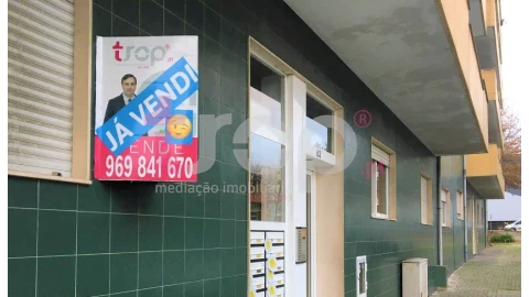 Apartamento T2 para Venda em Arcozelo