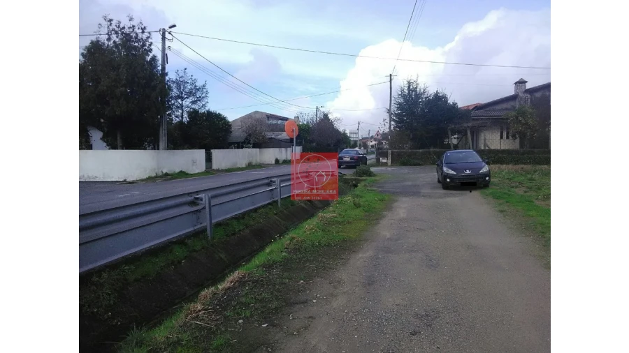 Terreno para Venda em Palmeira de Faro e Curvos Foto 5