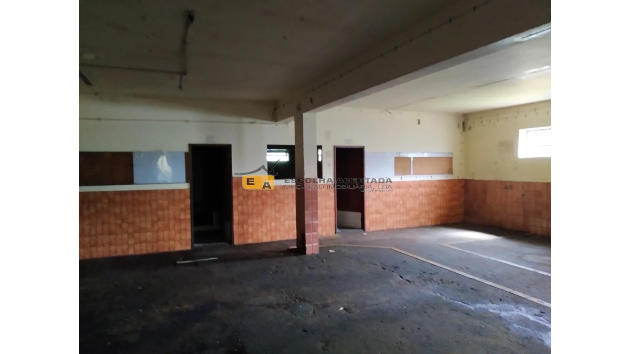 Armazém para Venda em Campo e Sobrado Foto 4