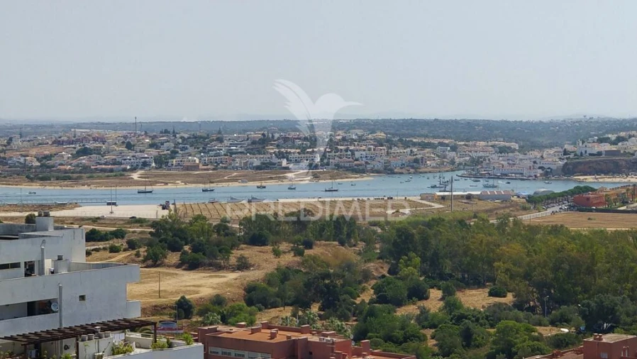 Apartamento T3 para Venda em Portimão Foto 4