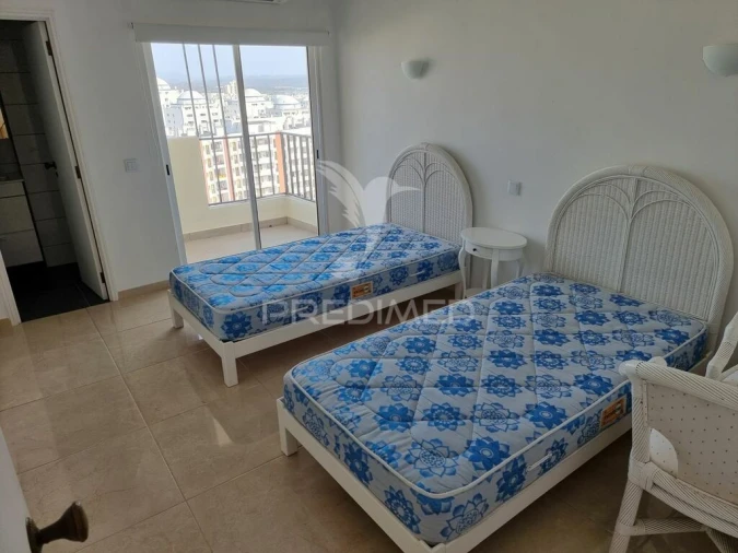Apartamento T3 para Venda em Portimão Foto 12