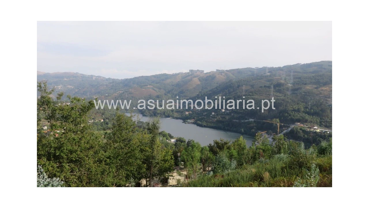 Terreno para Venda em Valdosende Foto 3