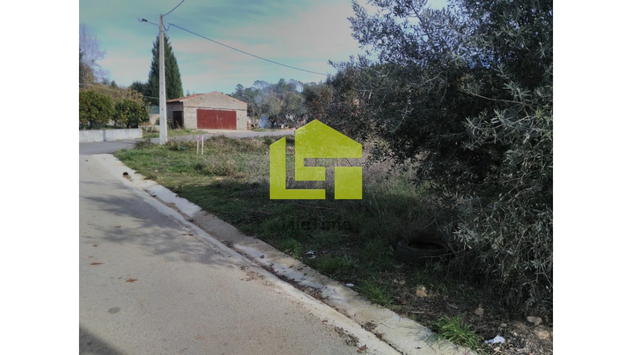 Terreno para Venda em Cernache Foto 2