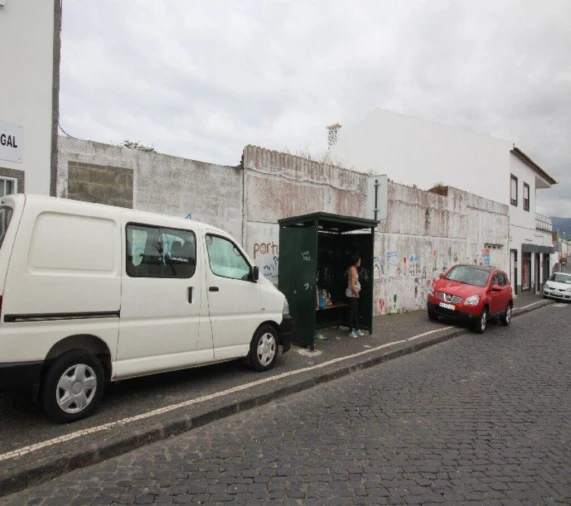 Prédio para Venda em Rabo de Peixe Foto 3