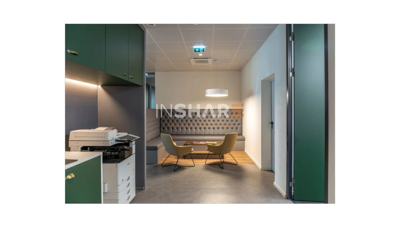 Escritório para Arrendamento em Braga (São José de São Lázaro e São João do Souto) Foto 24