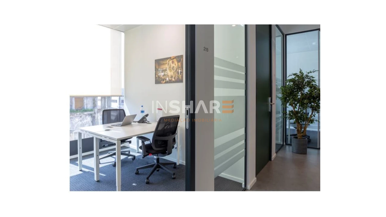 Escritório para Arrendamento em Braga (São José de São Lázaro e São João do Souto) Foto 14