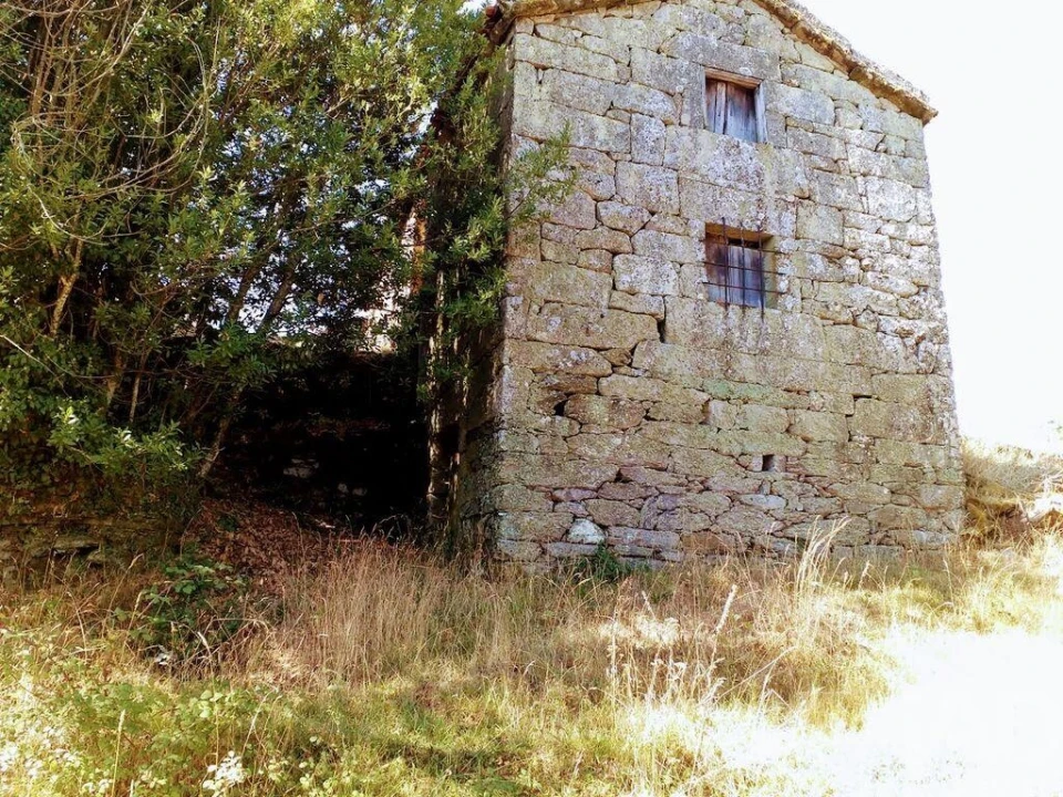 Moradia para Venda em Salto Foto 21