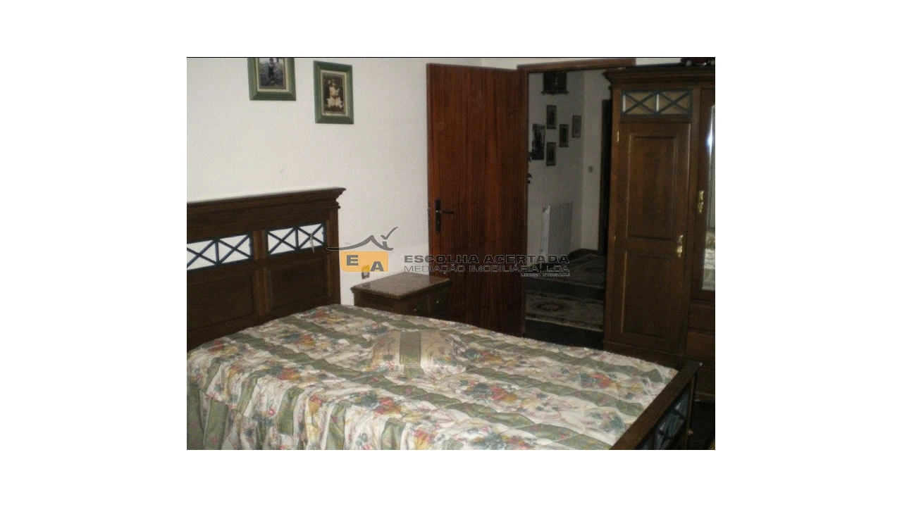 Moradia T3 para Venda em Vila Verde Foto 9