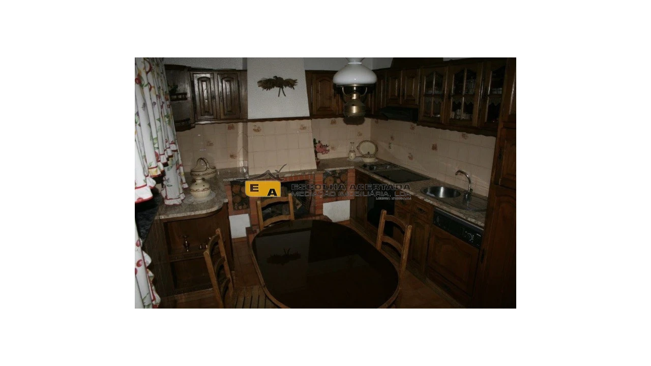 Moradia T3 para Venda em Vila Verde Foto 5