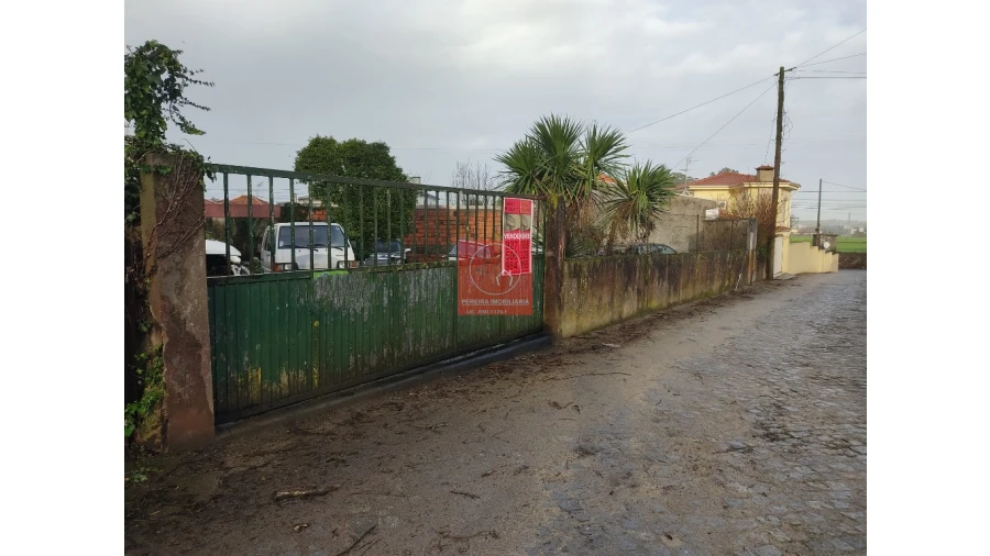 Terreno para Venda em Fajozes Foto 2