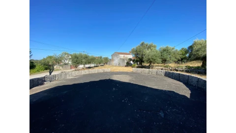 Terreno para Venda em São Miguel, Santa Eufémia e Rabaçal